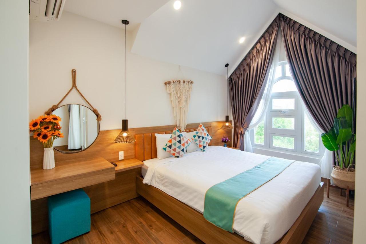 The View Hotel Cam Lam Bagian luar foto