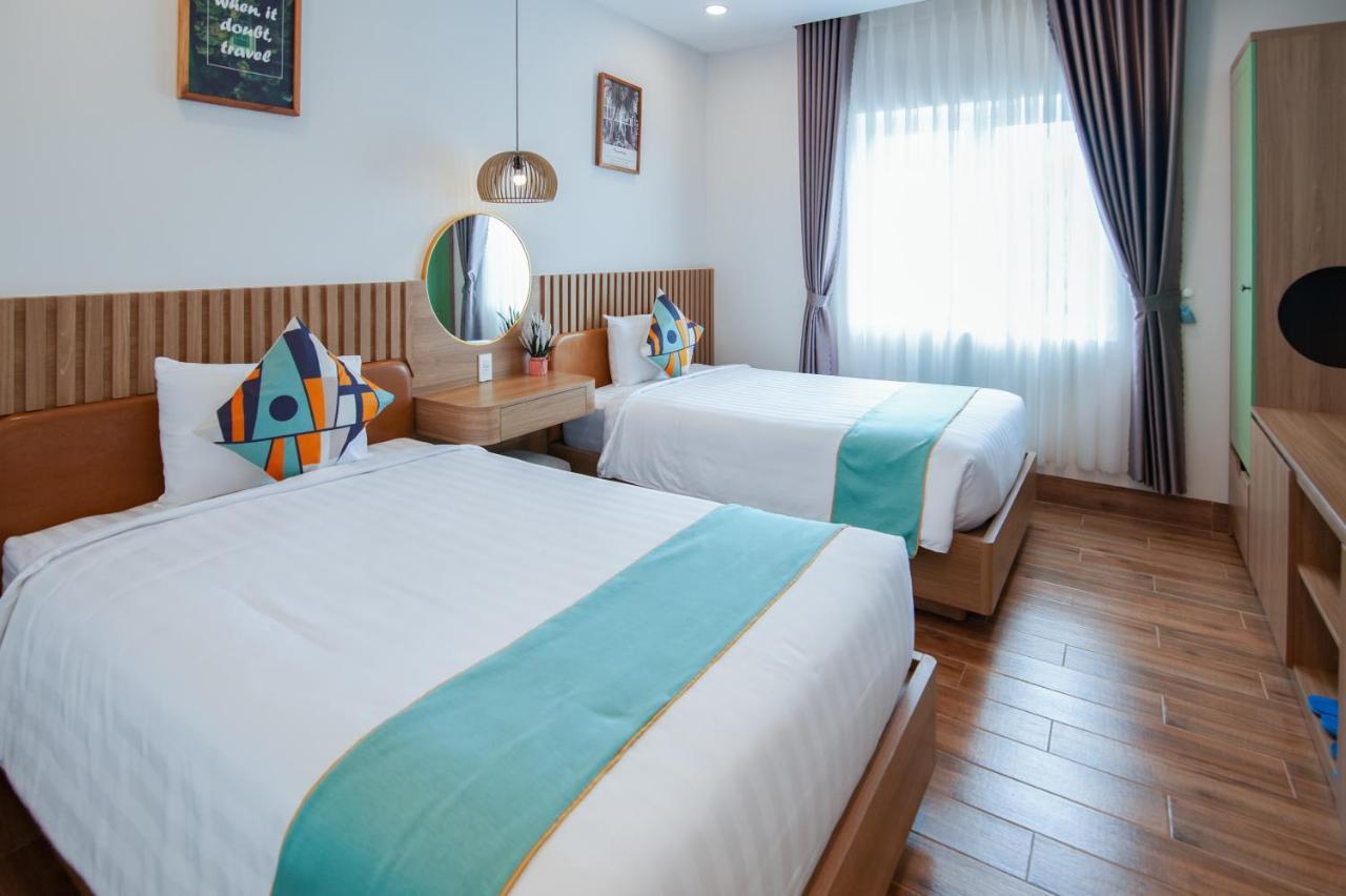 The View Hotel Cam Lam Bagian luar foto