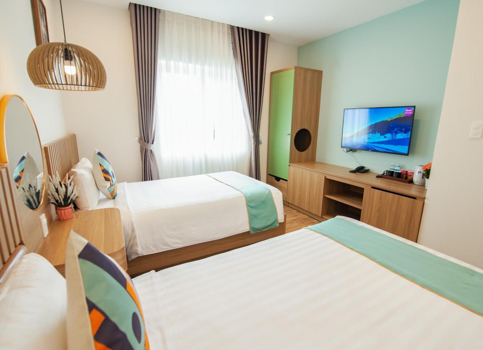 The View Hotel Cam Lam Bagian luar foto